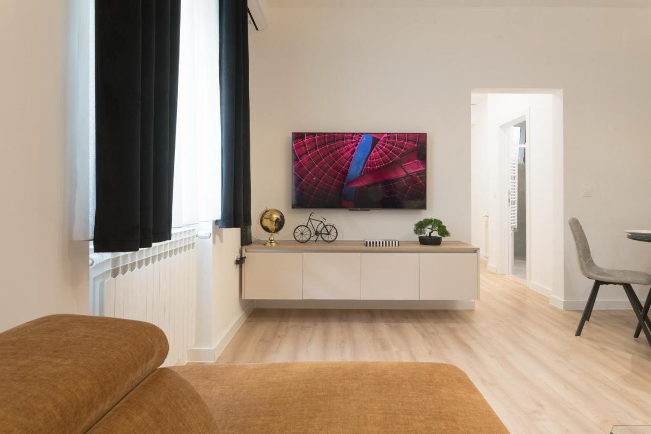 Apartment Palazzo, Zagreb Town Centre Buitenkant foto